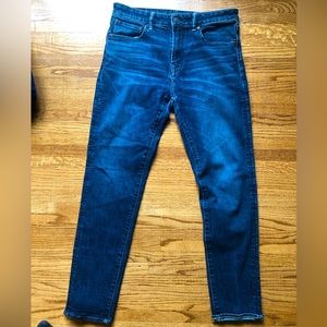 American Eagle men’s jeans